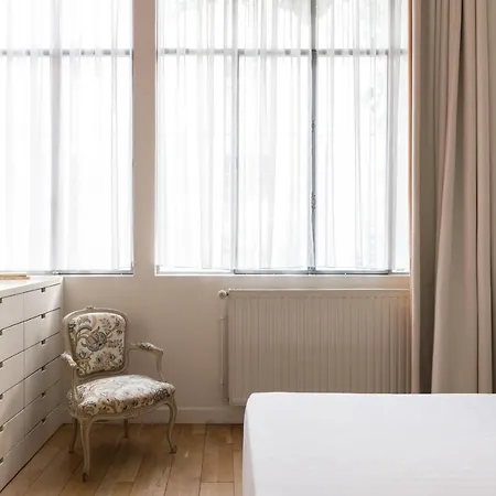 Apartment Rue De Thorigny Loft By Onefinestay